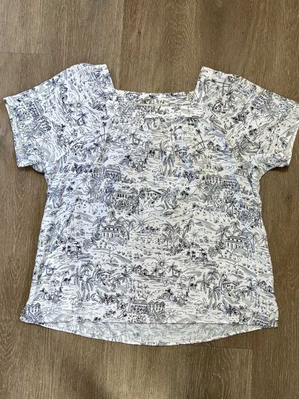 Christopher & Banks White Top with Black Scenic Print
